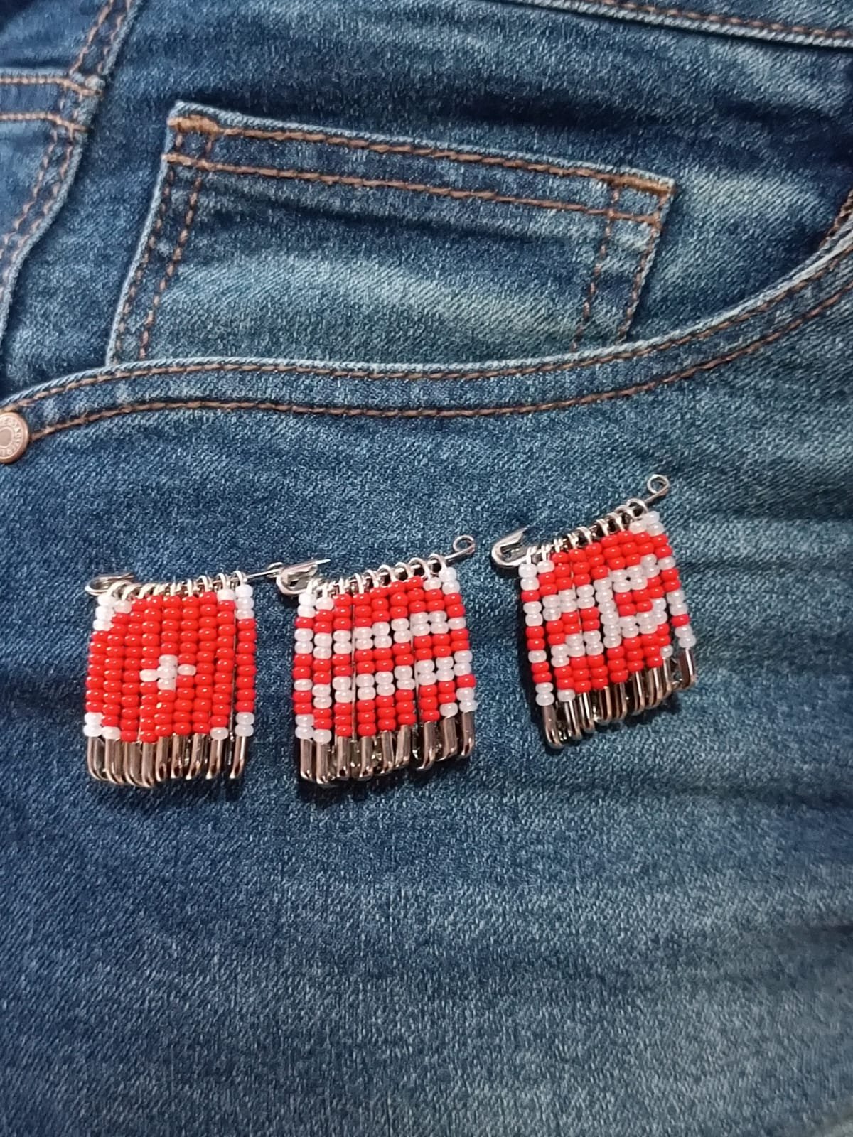 Arirang Safety Pin Charm